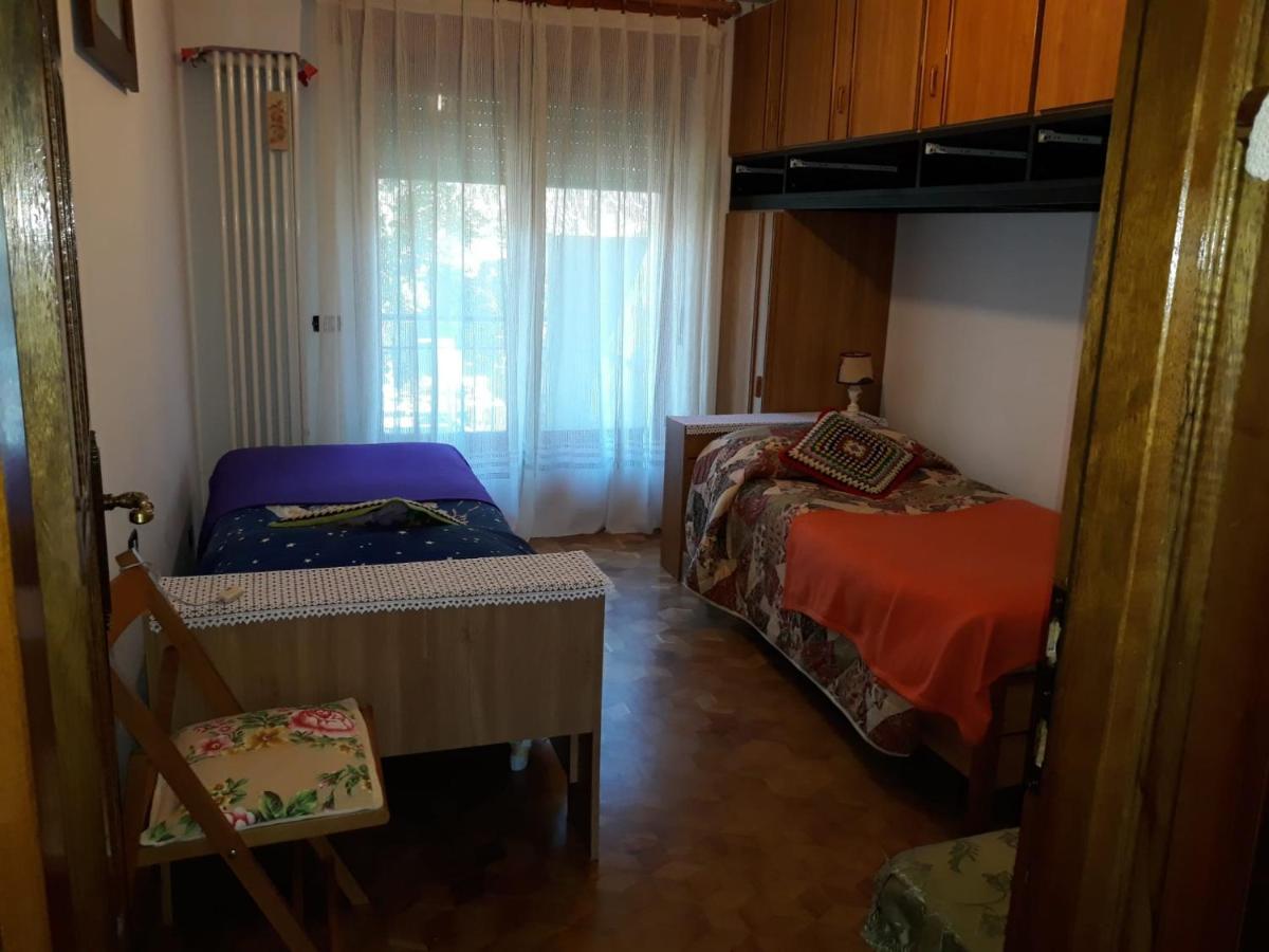 Appartamento Con Parcheggio Pubblico Sotto Casa Saint-Vincent Ngoại thất bức ảnh